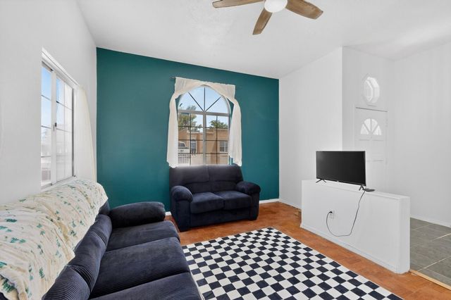 7728 Redwood Drive NW, Albuquerque, NM 87120