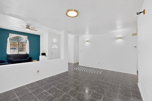 7728 Redwood Drive NW, Albuquerque, NM 87120