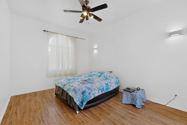 7728 Redwood Drive NW, Albuquerque, NM 87120