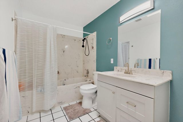 7728 Redwood Drive NW, Albuquerque, NM 87120