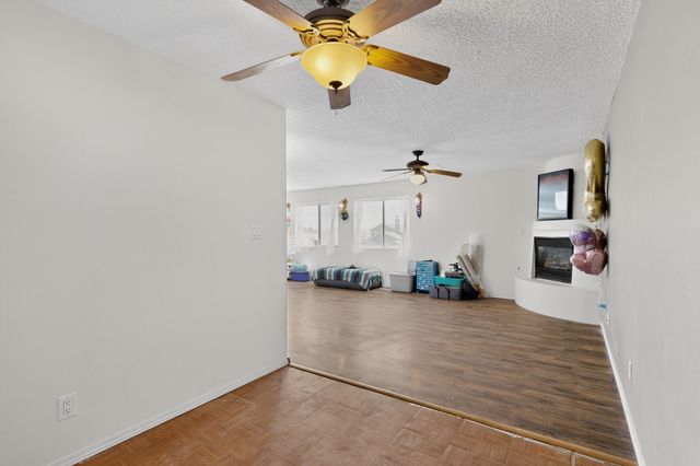 7728 Redwood Drive NW, Albuquerque, NM 87120