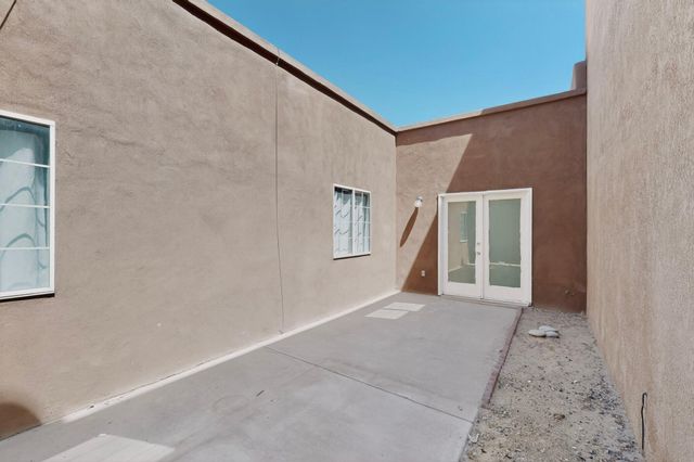 7728 Redwood Drive NW, Albuquerque, NM 87120