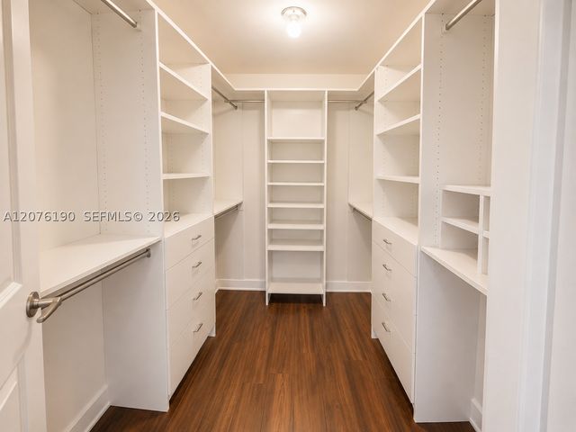 650 NE 64th St G602, Miami, FL 33138