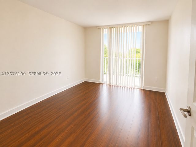 650 NE 64th St G602, Miami, FL 33138