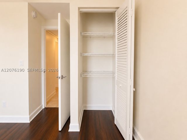 650 NE 64th St G602, Miami, FL 33138