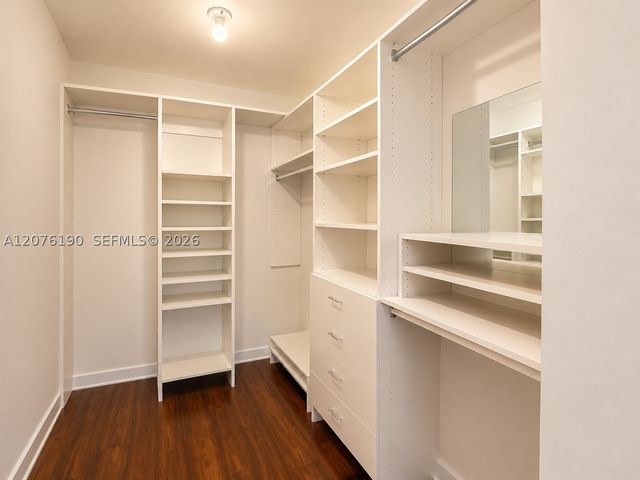 650 NE 64th St G602, Miami, FL 33138