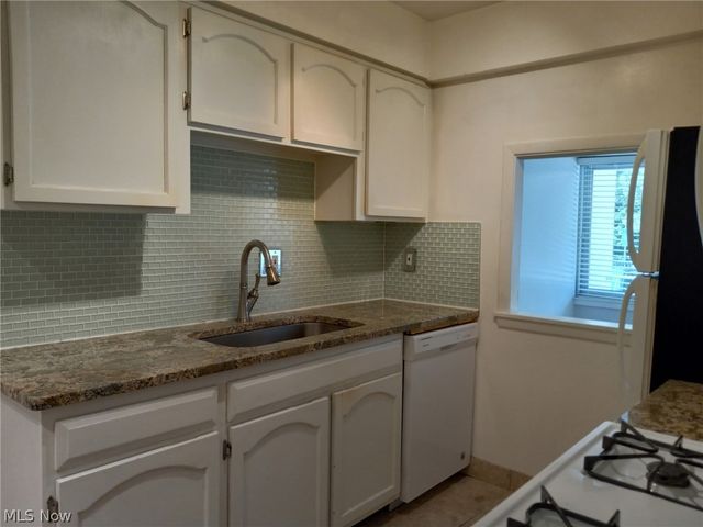 12900 Lake Avenue 118, Lakewood, OH 44107