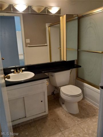 12900 Lake Avenue 118, Lakewood, OH 44107