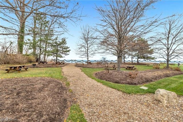 12900 Lake Avenue 118, Lakewood, OH 44107