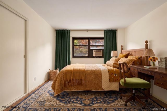 33-34 Crescent Street 7D, Astoria, NY 11106