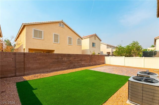 1695 Little Crow Avenue, Las Vegas, NV 89123