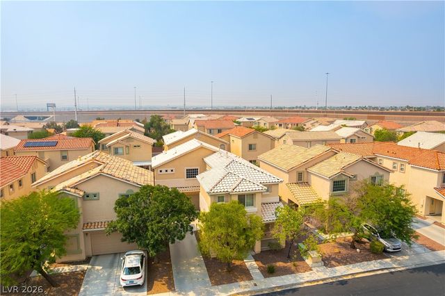 1695 Little Crow Avenue, Las Vegas, NV 89123