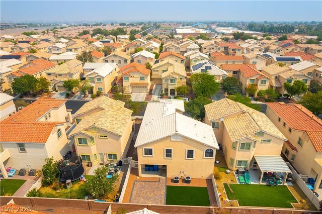 1695 Little Crow Avenue, Las Vegas, NV 89123