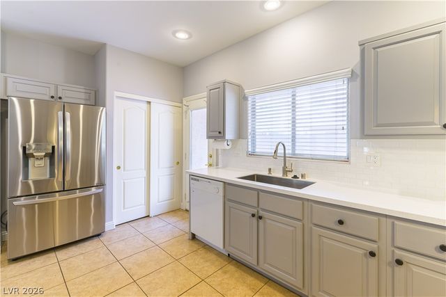 1695 Little Crow Avenue, Las Vegas, NV 89123