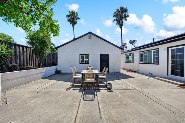 2752 Millbrae Way, San Jose, CA 95121