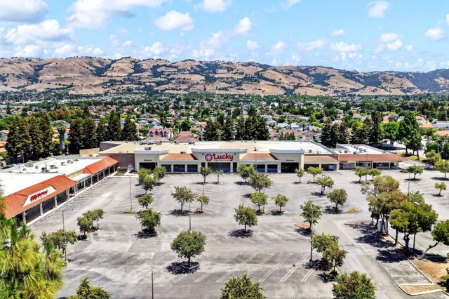 2752 Millbrae Way, San Jose, CA 95121