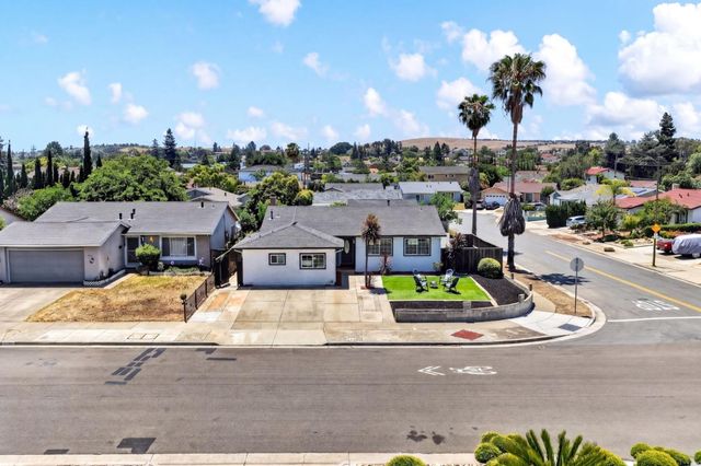 2752 Millbrae Way, San Jose, CA 95121