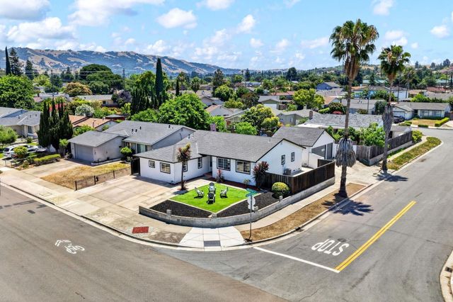 2752 Millbrae Way, San Jose, CA 95121