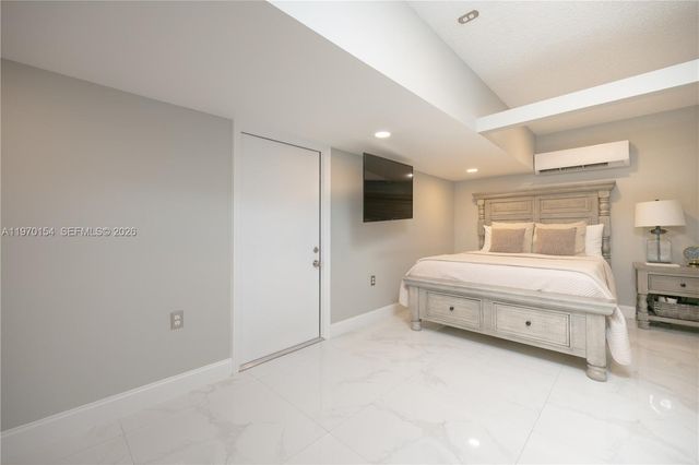 14276 SW 177th St, Miami, FL 33177