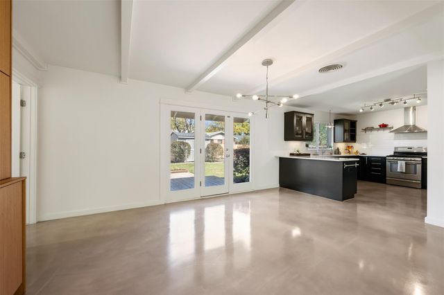 5507 Mapleleaf DR, Austin, TX 78723