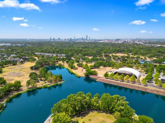 5507 Mapleleaf DR, Austin, TX 78723