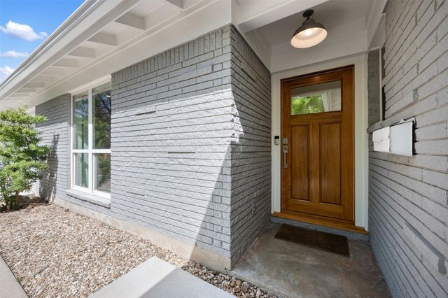 5507 Mapleleaf DR, Austin, TX 78723