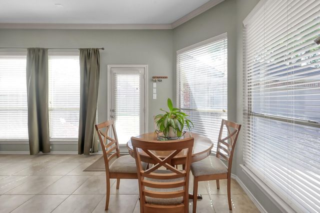 2318 Caroline Park Lane, Spring, TX 77386