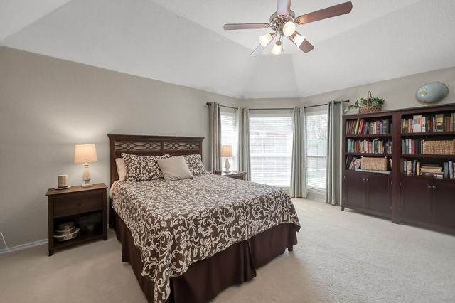 2318 Caroline Park Lane, Spring, TX 77386