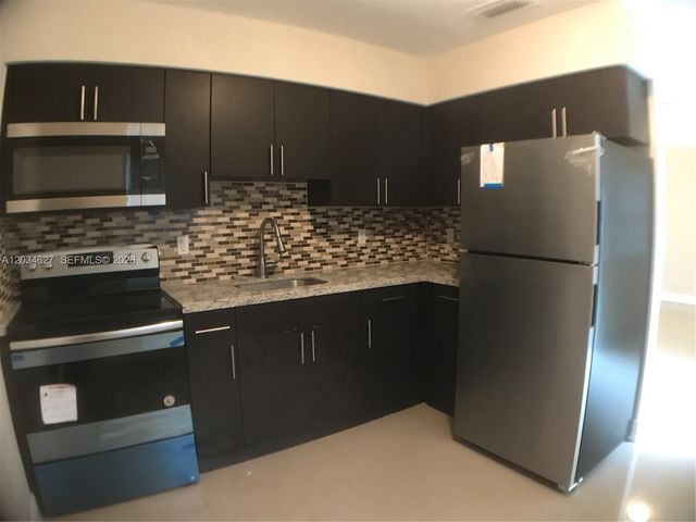 4260 NW 31st Terrace, Lauderdale Lakes, FL 33309