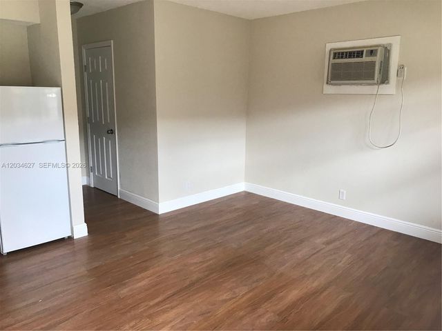 4260 NW 31st Terrace, Lauderdale Lakes, FL 33309