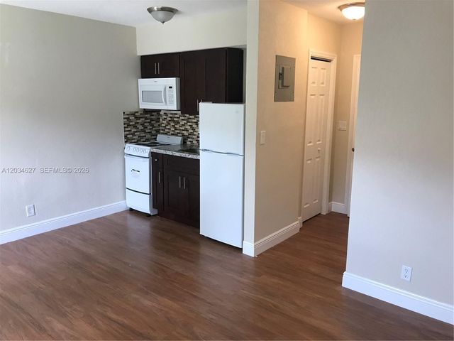 4260 NW 31st Terrace, Lauderdale Lakes, FL 33309