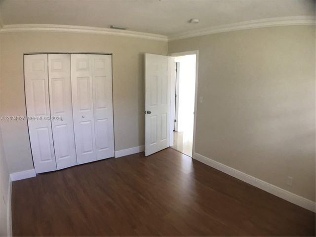 4260 NW 31st Terrace, Lauderdale Lakes, FL 33309