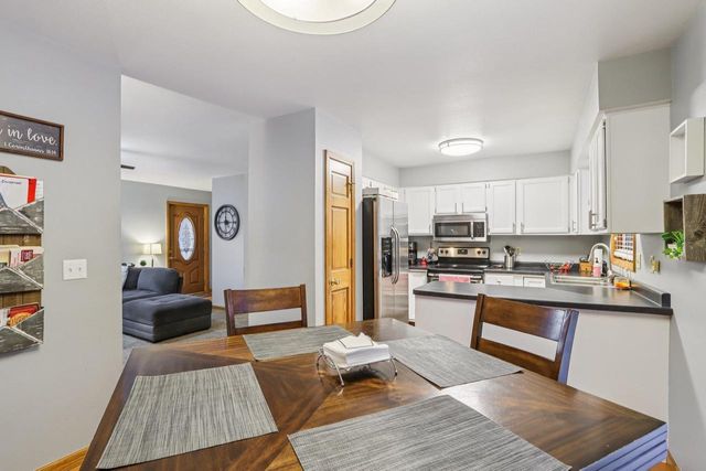 1164 Tifwood Drive, Jefferson, WI 53549