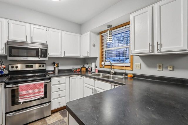 1164 Tifwood Drive, Jefferson, WI 53549