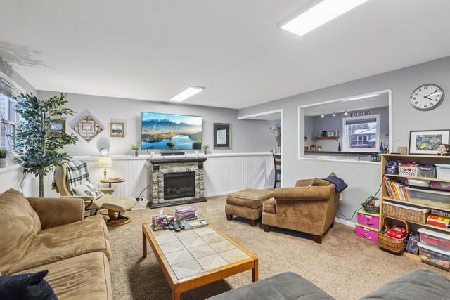 1164 Tifwood Drive, Jefferson, WI 53549