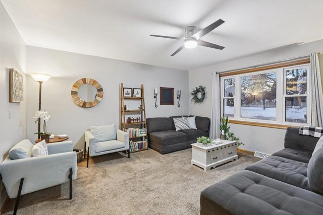 1164 Tifwood Drive, Jefferson, WI 53549