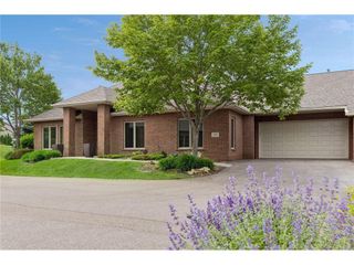 195 W Canyon Drive, Hudson, WI 54016