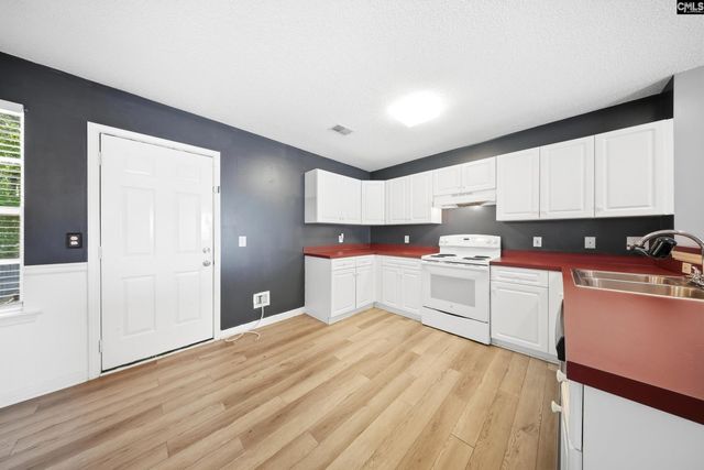 34 Kingsway Road, Irmo, SC 29063