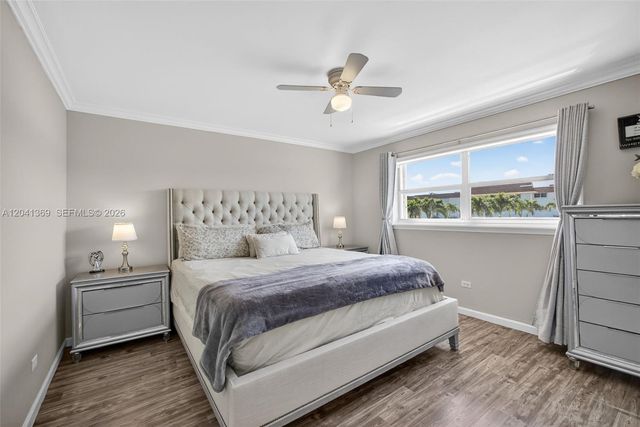 111 Shore Court 205, North Palm Beach, FL 33408