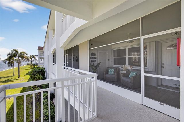 111 Shore Court 205, North Palm Beach, FL 33408