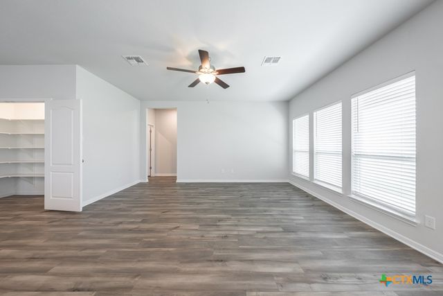 738 Friar Tuck Drive, Temple, TX 76502