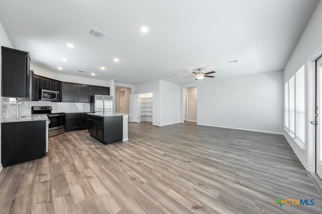 738 Friar Tuck Drive, Temple, TX 76502