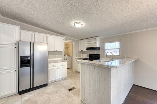 145 Juanitas Way, Blairsville, GA 30512