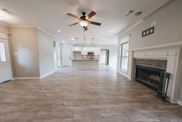 215 Indianhead Drive, Sherwood, AR 72120