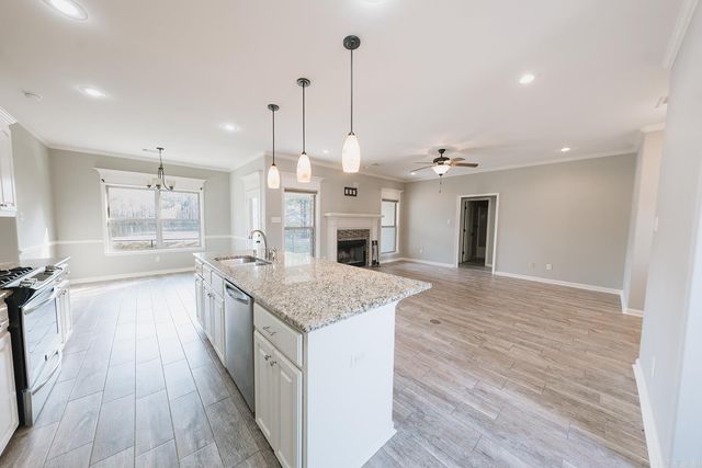 215 Indianhead Drive, Sherwood, AR 72120