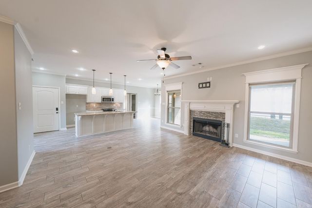 215 Indianhead Drive, Sherwood, AR 72120