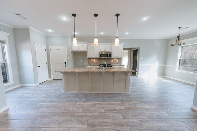 215 Indianhead Drive, Sherwood, AR 72120