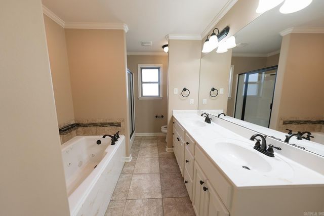 215 Indianhead Drive, Sherwood, AR 72120