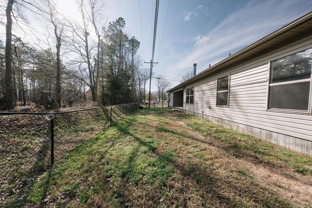 215 Indianhead Drive, Sherwood, AR 72120