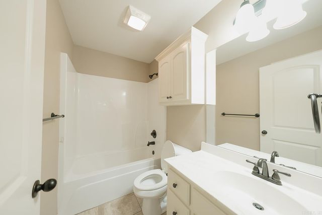 215 Indianhead Drive, Sherwood, AR 72120